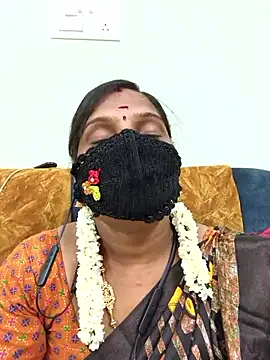 Snapshot of Tamil_Pallavi chatting on April 29, 2026, 5:30 pm Tamil Pallavi online show from April 29, 2026, 5:30 pm