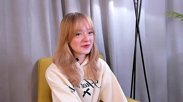 Snapshot of MatthewHoffis chatting on December 4, 2025, 10:03 am MatthewHoffis online show from December 4, 2025, 10:03 am