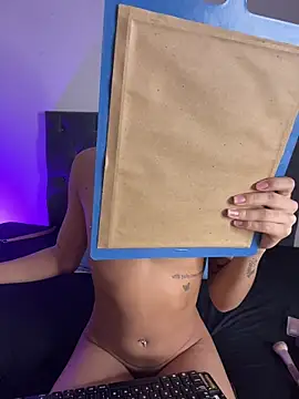 Snapshot of Baby-Angel777 chatting on May 21, 2026, 8:12 am Baby-Angel777 online show from May 21, 2026, 8:12 am