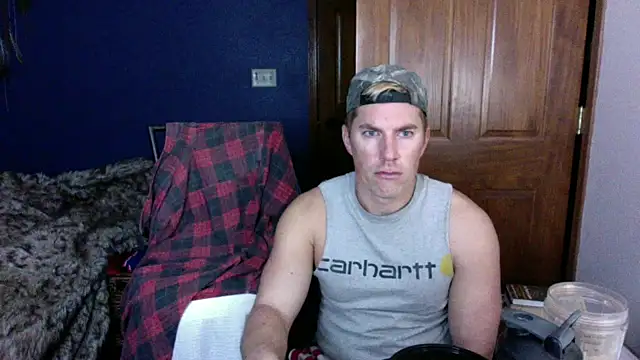 Snapshot of SpunRedneck chatting on January 6, 2026, 10:52 am SpunRedneck online show from January 6, 2026, 10:52 am