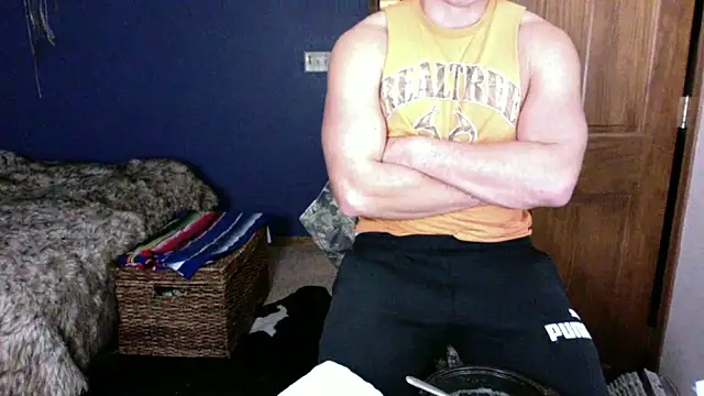 Snapshot of SpunRedneck chatting on December 16, 2025, 10:58 pm SpunRedneck online show from December 16, 2025, 10:58 pm