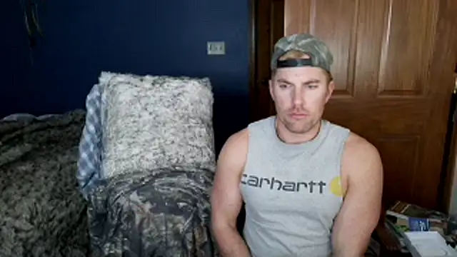 Snapshot of SpunRedneck chatting on February 2, 2026, 11:48 pm SpunRedneck online show from February 2, 2026, 11:48 pm