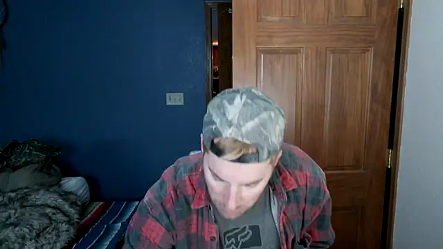 Snapshot of SpunRedneck chatting on February 7, 2026, 12:57 pm SpunRedneck online show from February 7, 2026, 12:57 pm