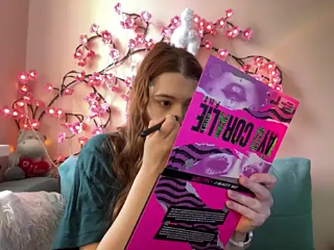 Ungoliant Kiss online show from March 10, 2026, 8:18 am