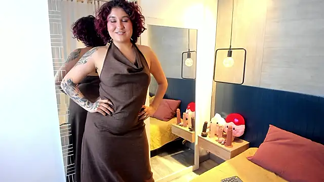 MissSavage  online show from March 12, 2026, 7:40 pm