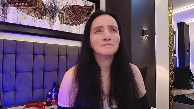 Andre cloefoxx  online show from February 25, 2026, 3:07 am