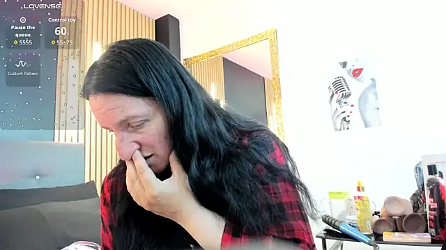 Snapshot of Andre_cloefoxx_ chatting on April 13, 2026, 2:48 am Andre cloefoxx online show from April 13, 2026, 2:48 am