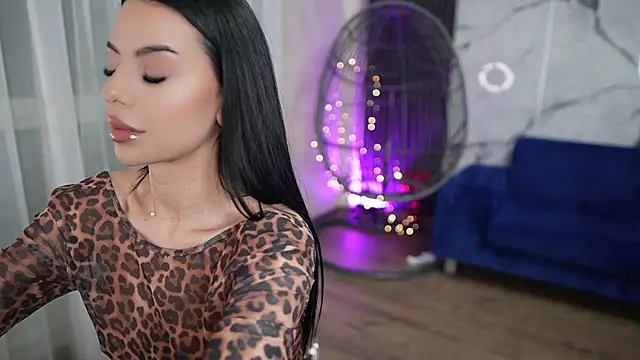 Snapshot of Ivy_Trix chatting on December 4, 2025, 6:51 pm Ivy Trix online show from December 4, 2025, 6:51 pm