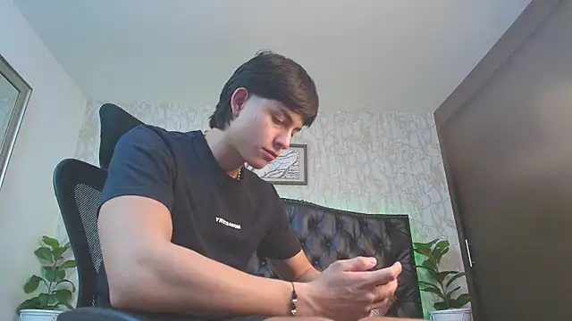 Lander Cruz online show from February 17, 2026, 5:54 pm