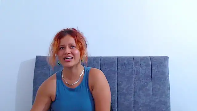 hottie couplee online show from March 12, 2026, 12:27 am