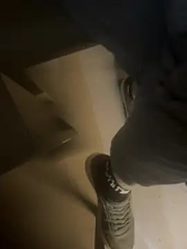 Snapshot of andresbale chatting on February 14, 2026, 12:00 am andresbale online show from February 14, 2026, 12:00 am