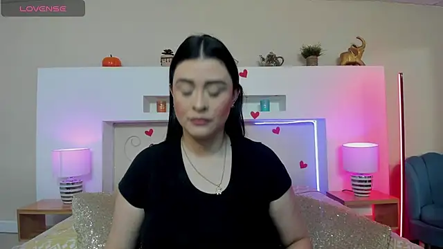 AnikaRomanoff  online show from March 13, 2026, 11:26 am