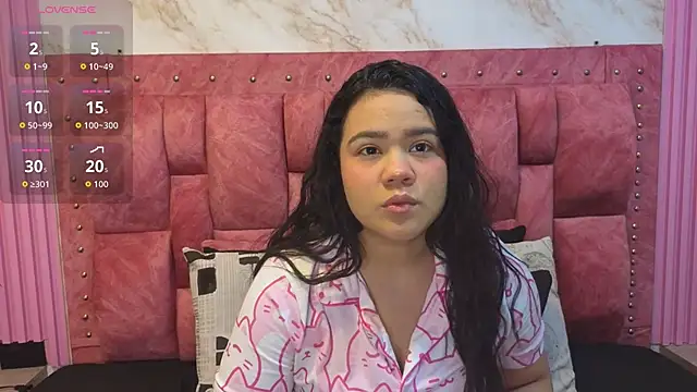 ValeryMorales online show from March 16, 2026, 7:27 pm