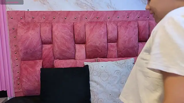 ValeryMorales online show from March 7, 2026, 7:19 pm