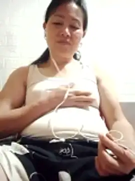 Snapshot of Lili-123k chatting on March 25, 2026, 3:00 pm Lili-123k online show from March 25, 2026, 3:00 pm