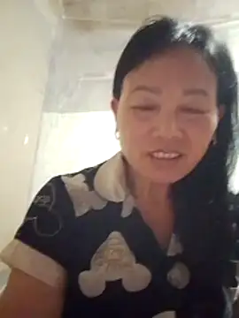 Lili-123k online show from May 23, 2026, 4:06 pm