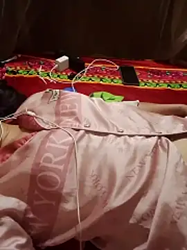 Snapshot of Lili-123k chatting on March 19, 2026, 6:24 am Lili-123k online show from March 19, 2026, 6:24 am