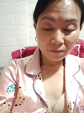 Snapshot of Lili-123k chatting on March 11, 2026, 5:51 pm Lili-123k online show from March 11, 2026, 5:51 pm