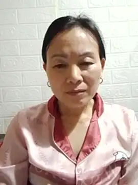 Lili-123k online show from February 20, 2026, 6:10 am