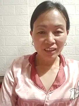 Snapshot of Lili-123k chatting on March 11, 2026, 5:45 am Lili-123k online show from March 11, 2026, 5:45 am