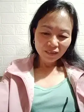 Snapshot of Lili-123k chatting on March 12, 2026, 8:57 pm Lili-123k online show from March 12, 2026, 8:57 pm