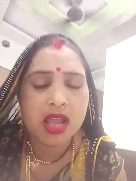 Your-shreya143 online show from February 14, 2026, 7:19 am