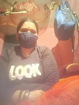 Your-shreya143 online show from January 11, 2026, 3:08 pm