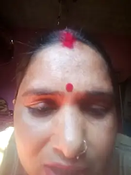 Your-shreya143 online show from February 9, 2026, 8:23 am