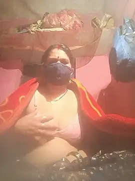 Your-shreya143 online show from January 10, 2026, 9:43 pm