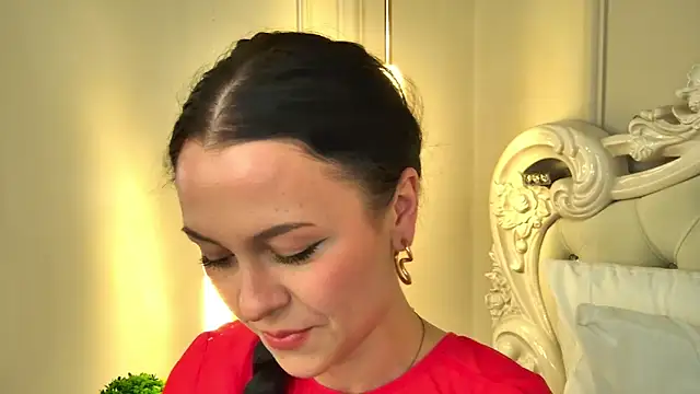 MonicaMercer online show from March 12, 2026, 8:40 am