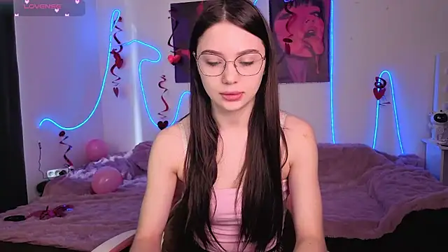 Snapshot of AlishaMolly chatting on February 27, 2026, 8:25 am AlishaMolly online show from February 27, 2026, 8:25 am