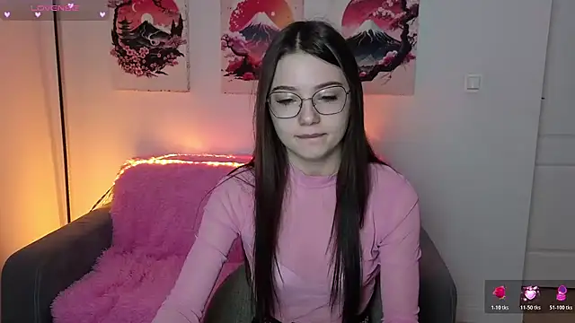 Snapshot of AlishaMolly chatting on February 28, 2026, 8:25 am AlishaMolly online show from February 28, 2026, 8:25 am