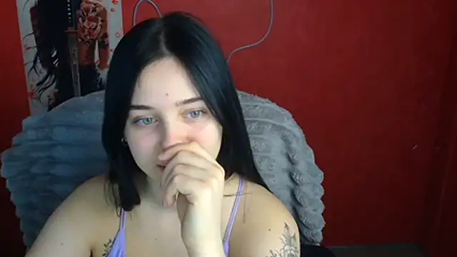 Lilu May online show from April 3, 2026, 12:11 pm