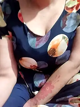 hottyrose69 online show from March 25, 2026, 4:17 pm