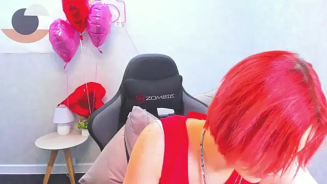 Snapshot of Linda_Jonys chatting on February 14, 2026, 9:42 am Linda Jonys online show from February 14, 2026, 9:42 am