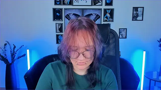 Sylvia Reed online show from January 12, 2026, 10:11 am