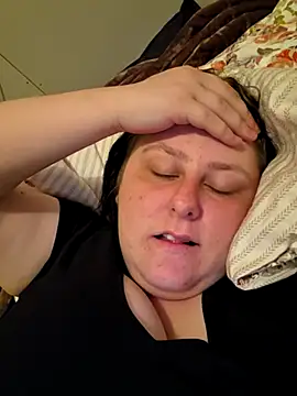 Lillee20 online show from April 18, 2026, 8:49 am