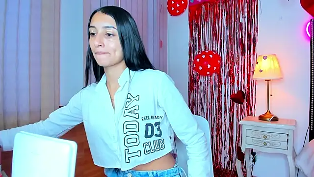 Snapshot of lya__brown chatting on February 16, 2026, 12:15 pm lya brown online show from February 16, 2026, 12:15 pm