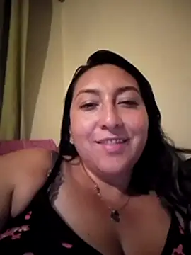 Valeria montana  online show from April 9, 2026, 12:12 am