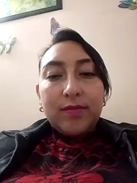 Valeria montana  online show from May 17, 2026, 3:06 am
