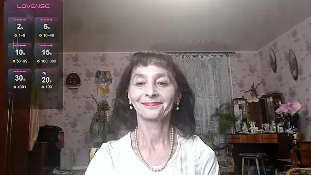 Snapshot of Angelina-Missteria chatting on December 18, 2025, 4:55 pm Angelina-Missteria online show from December 18, 2025, 4:55 pm