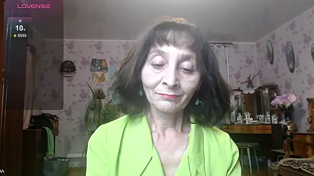 Snapshot of Angelina-Missteria chatting on December 17, 2025, 4:45 pm Angelina-Missteria online show from December 17, 2025, 4:45 pm