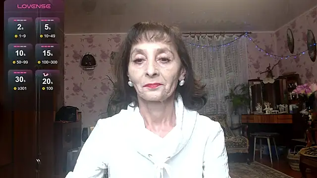 Snapshot of Angelina-Missteria chatting on December 22, 2025, 1:00 pm Angelina-Missteria online show from December 22, 2025, 1:00 pm