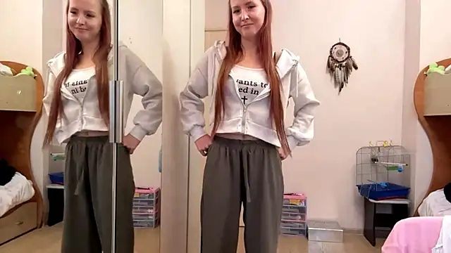 velvetmary online show from December 16, 2025, 4:28 am