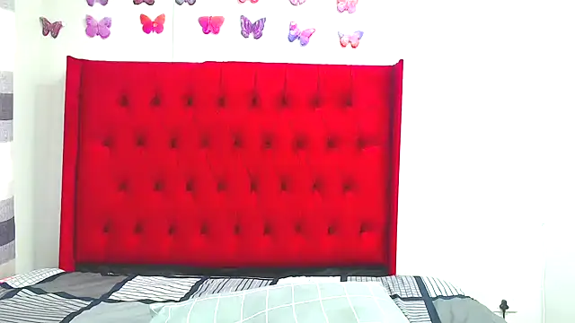 Snapshot of SweetdelightXXXX chatting on April 15, 2026, 5:28 pm SweetdelightXXXX online show from April 15, 2026, 5:28 pm