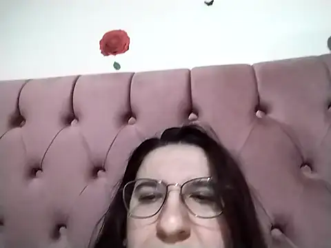 Dana92va online show from February 22, 2026, 12:35 am