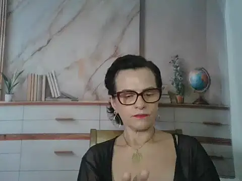 Luna-Hot0802 online show from January 6, 2026, 12:53 pm