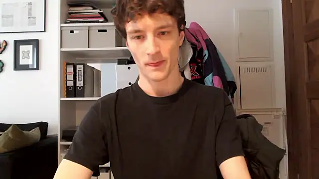 Snapshot of MindlyXXX chatting on January 15, 2026, 8:51 am MindlyXXX online show from January 15, 2026, 8:51 am