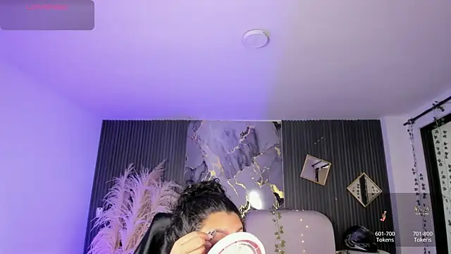 melodysnow  online show from January 13, 2026, 9:30 pm