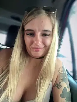 Snapshot of Betsy chatting on January 31, 2025, 10:10 am Betsy online show from January 31, 2025, 10:10 am